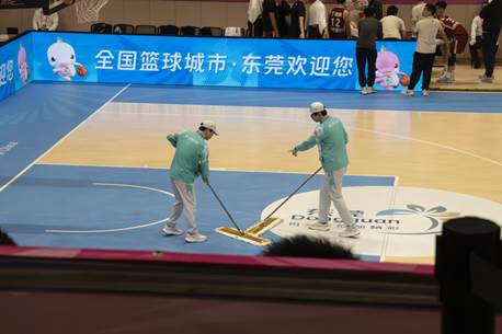 场地服务助理 协助做好比赛场地维护工作